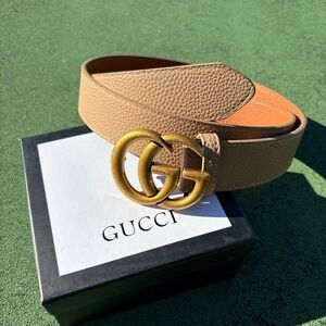 Gucci Light Brown Belt with Gold GG Buckle classic taupe-tan shade